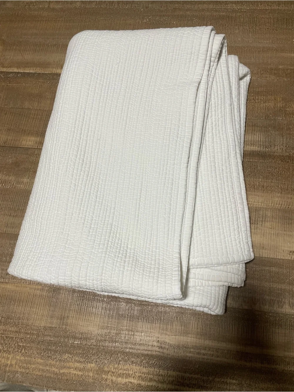 Ballard White Textured bedspread full size Coverlet - Classic Cottage